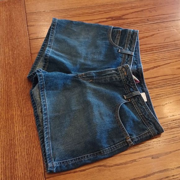 Vintage OLD NAVY BLUE JEANS Shorts Size 12- Made Mexico- Tulip Poket - Picture 1 of 14